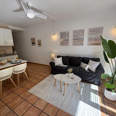 Apartamento Granada 5 *